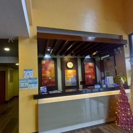 Oyo 1037 Lendes Tourist Inn Main Naga  Bagian luar foto