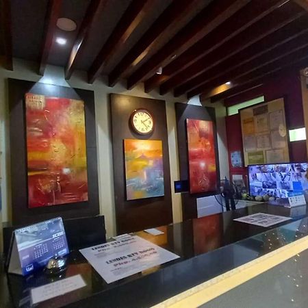 Oyo 1037 Lendes Tourist Inn Main Naga  Bagian luar foto