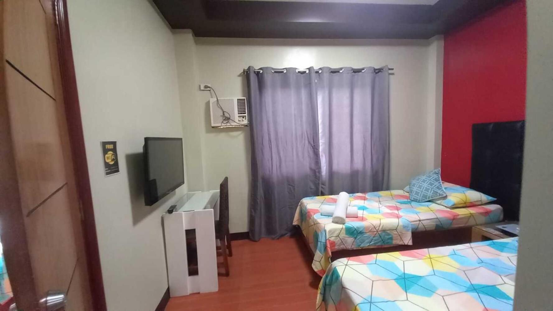 Oyo 1037 Lendes Tourist Inn Main Naga  Bagian luar foto